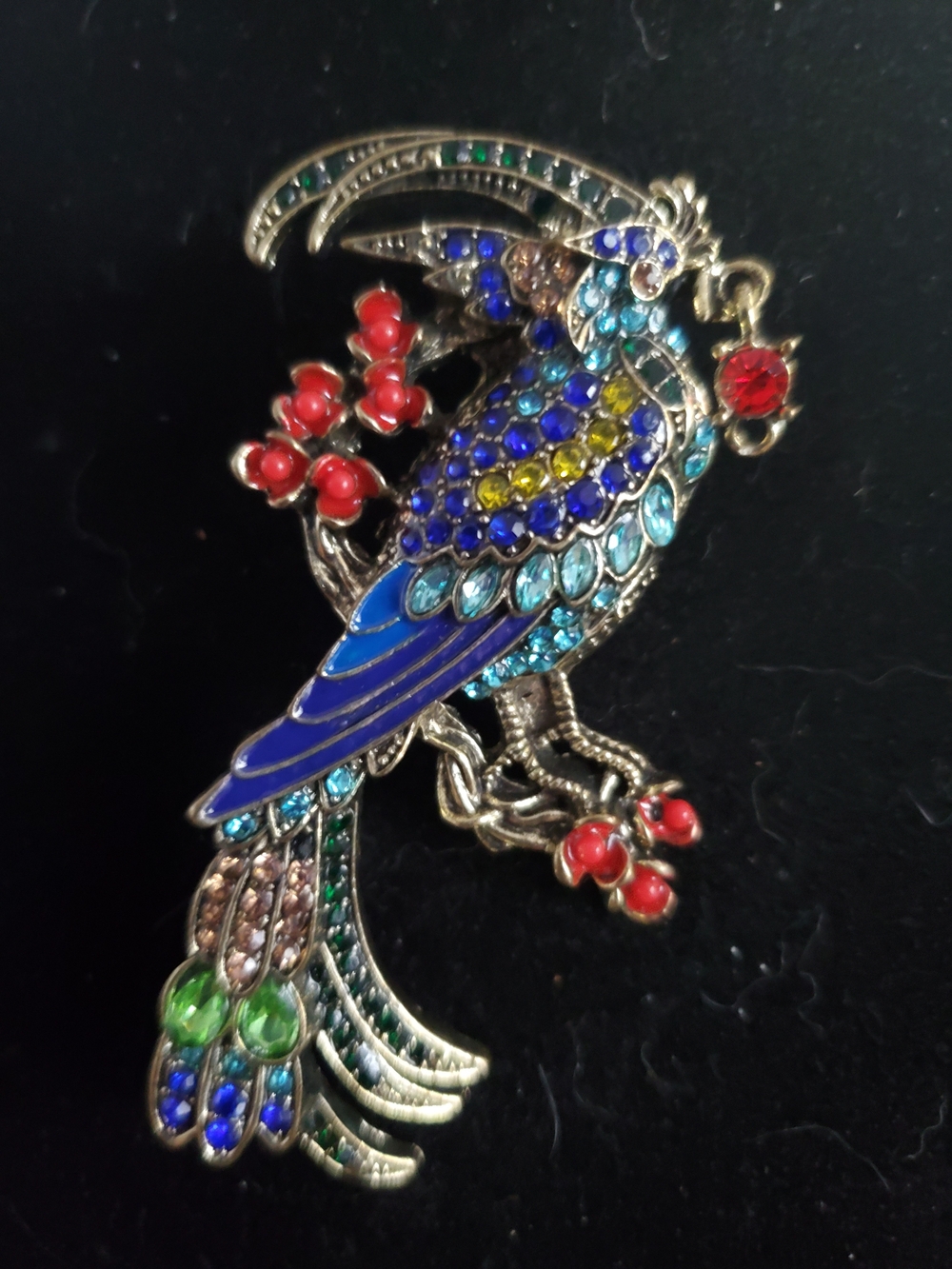 Multicolored Jeweled Parrot Brooch